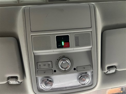 Used 2017 Volkswagen Jetta SE image 35