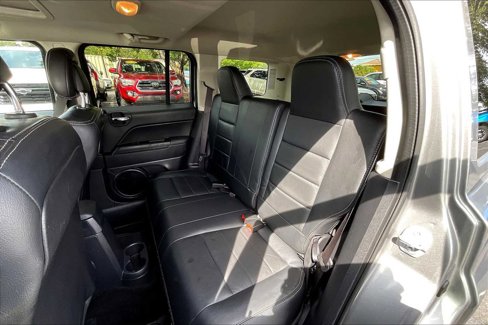 Used 2016 Jeep Patriot High Altitude image 24