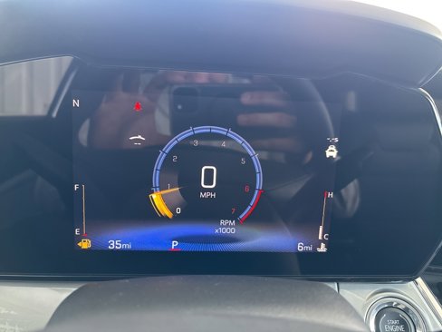 New 2025 Chevrolet Trax LT w/ Sunroof Package image 12