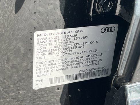 Used 2024 Audi Q3 2.0T Premium image 26