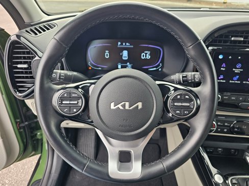 Used 2023 Kia Soul EX image 17