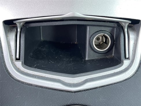 Used 2010 Chrysler Sebring Touring w/ Special Touring Group image 6