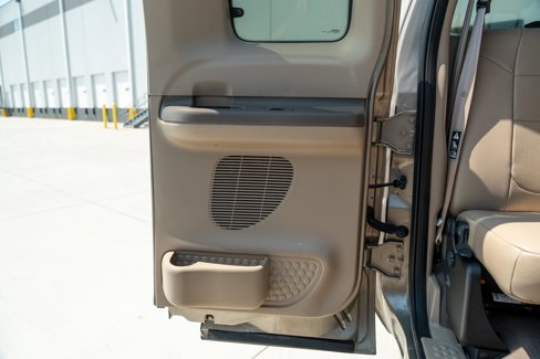 Used 2002 Ford F350 Lariat image 40