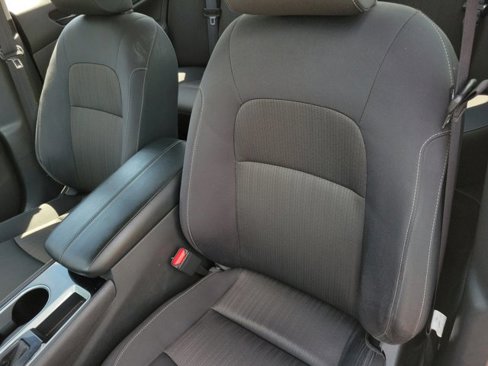 Used 2024 Nissan Altima 2.5 SV image 7
