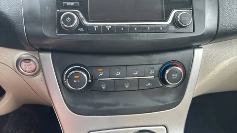 Used 2015 Nissan Sentra SV image 41