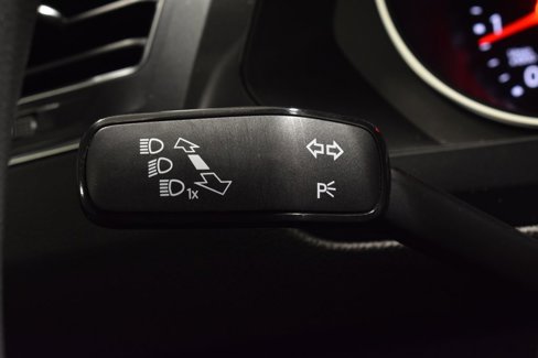 Used 2019 Volkswagen Tiguan S w/ Driver Assistance Package image 15