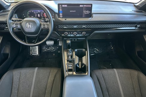 Used 2023 Honda Accord Sport image 15