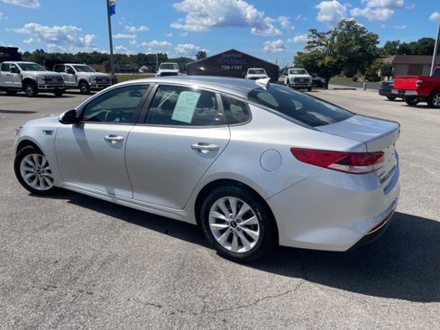 Used 2017 Kia Optima LX image 6
