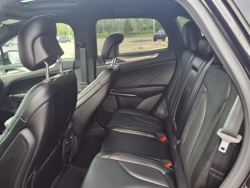Used 2019 Lincoln MKC Reserve w/ MKC Technology Package image 9