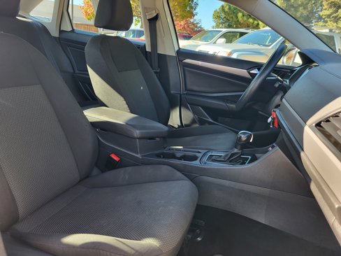 Used 2020 Volkswagen Jetta S w/ Driver Assistance Package image 15