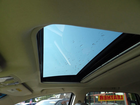 Used 2012 MAZDA CX-9 Touring w/ Moonroof & Bose Audio Pkg image 8