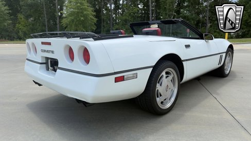 Used 1989 Chevrolet Corvette Convertible image 4