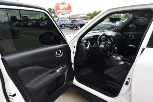 Used 2014 Nissan Juke SV image 12