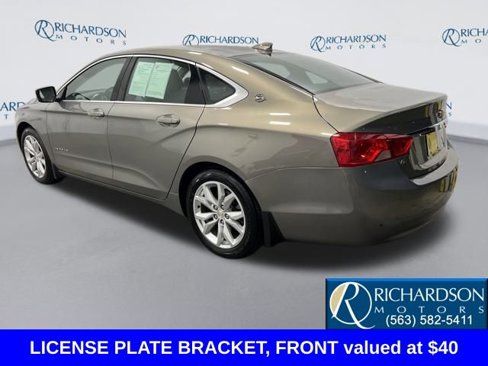 Used 2017 Chevrolet Impala LT w/ Convenience Package image 3