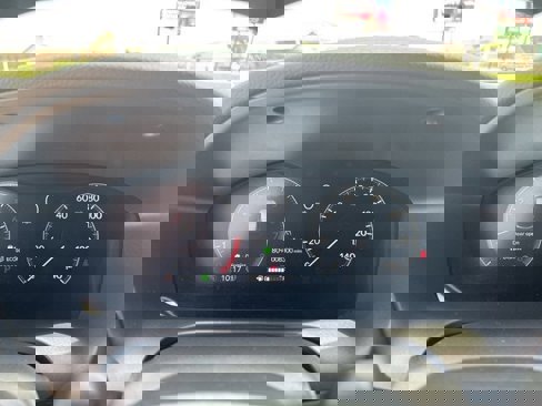 Used 2025 Honda HR-V LX image 18