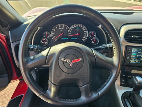 Used 2005 Chevrolet Corvette Coupe w/ Preferred Equipment Group image 14