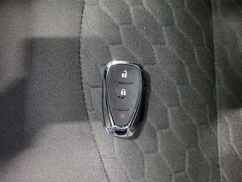 Used 2018 Chevrolet Equinox LT image 32