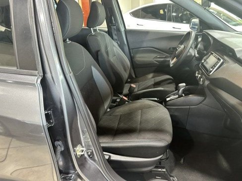 Used 2023 Nissan Kicks S image 27