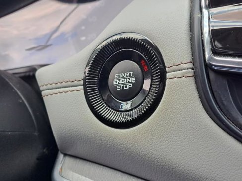 Used 2022 Jeep Compass Limited image 12
