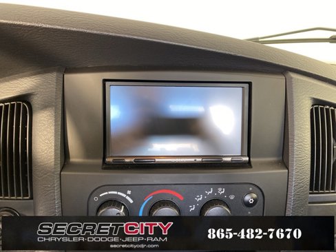 Used 2004 Dodge Ram 1500 Truck SLT image 18