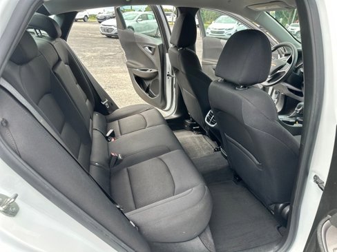Used 2023 Chevrolet Malibu LT w/ Driver Confidence Package image 29