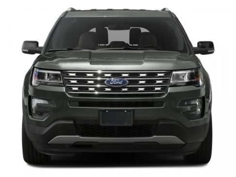 Used 2017 Ford Explorer XLT w/ Equipment Group 202A image 8