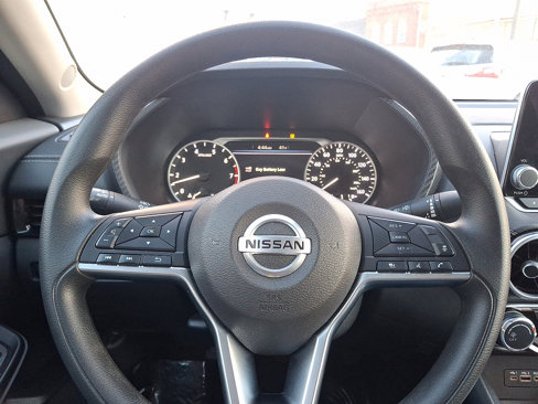 Used 2023 Nissan Sentra SV image 18