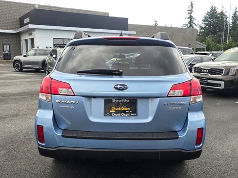 Used 2011 Subaru Outback 2.5i Limited w/ PWR Moonroof Pkg image 5