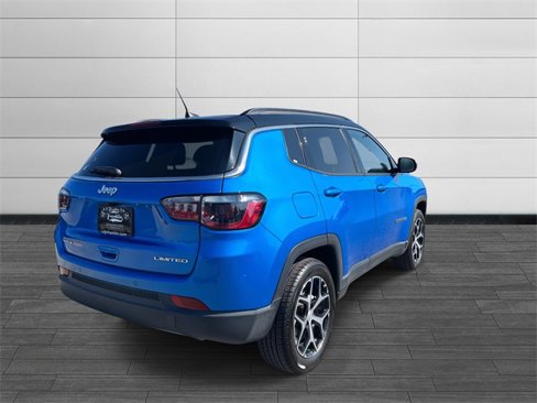 Certified 2024 Jeep Compass Limited image 4