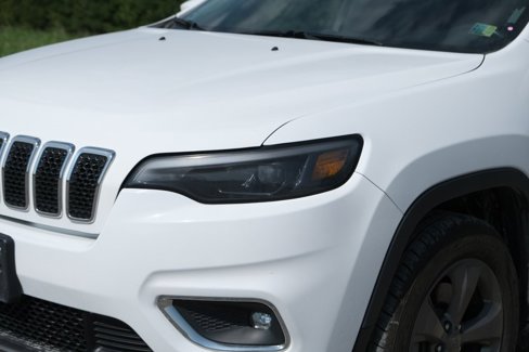 Used 2019 Jeep Cherokee Limited image 32