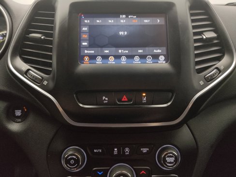 Used 2021 Jeep Cherokee Latitude Lux image 25