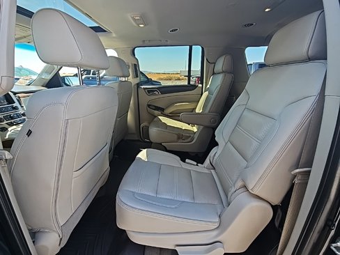 Used 2019 GMC Yukon XL Denali image 14