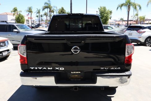 Used 2017 Nissan Titan SV w/ All Weather Package (L93) image 5