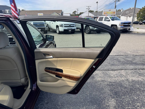 Used 2010 Honda Accord EX-L image 31