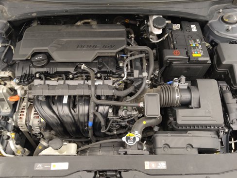 Used 2023 Hyundai Elantra SEL image 30