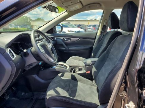 Used 2016 Nissan Rogue SV image 5