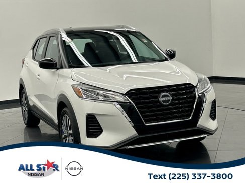 Certified 2024 Nissan Kicks SV image 1