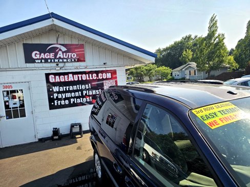 Used 2006 Chrysler Town & Country w/ Popular Equipment Group I image 14