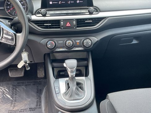 Used 2024 Kia Forte LXS image 37