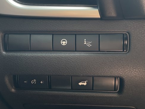 Used 2021 Nissan Rogue Platinum image 22