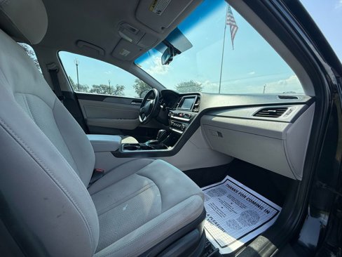 Used 2018 Hyundai Sonata SEL image 12