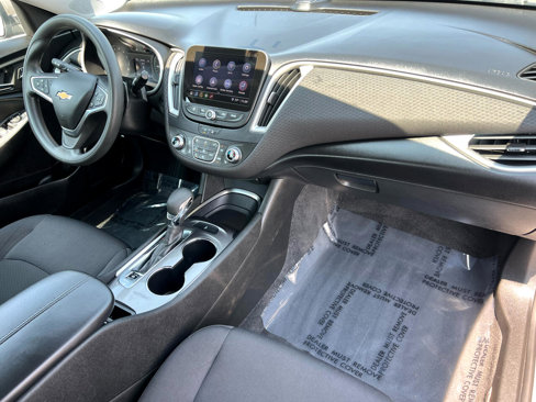 Used 2022 Chevrolet Malibu LT image 55