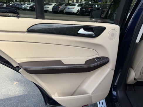 Used 2018 Mercedes-Benz GLE 350 4MATIC image 24