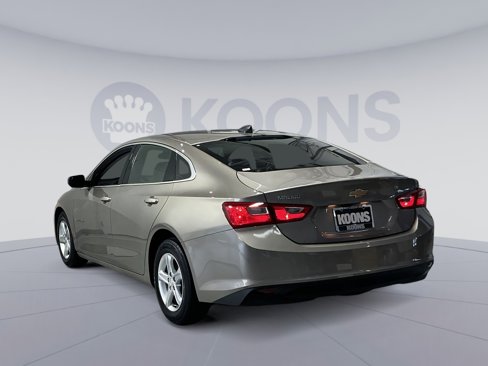 Used 2023 Chevrolet Malibu LS image 14