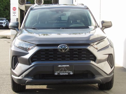 Certified 2020 Toyota RAV4 LE image 3