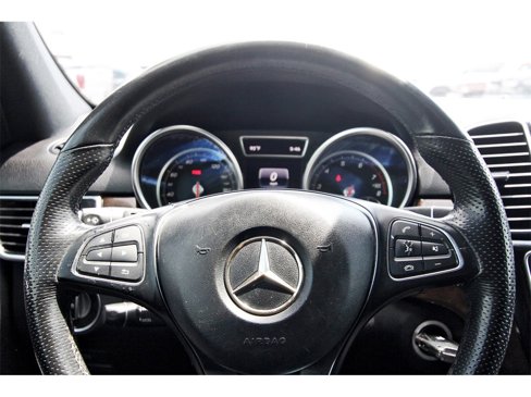 Used 2019 Mercedes-Benz GLE 400 4MATIC image 15