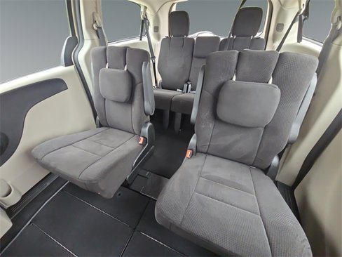 Used 2013 Dodge Grand Caravan American Value Package image 17