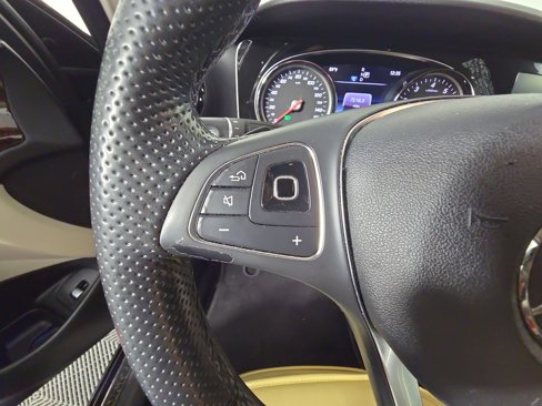 Used 2018 Mercedes-Benz E 300 image 14