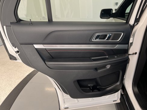 Used 2016 Ford Explorer Sport w/ Equipment Group 401A image 31