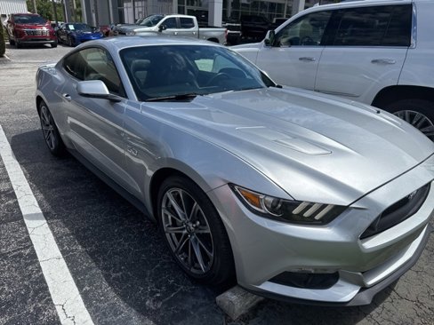 Used 2015 Ford Mustang GT Premium image 2